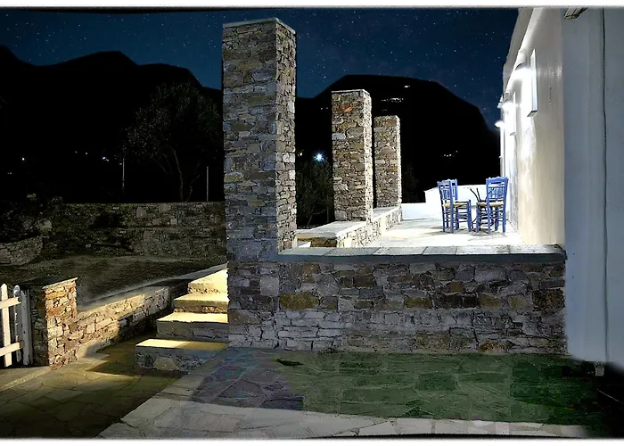 Theasis Sifnos Apartments