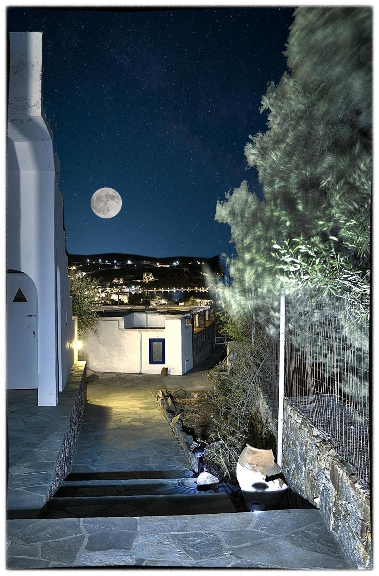Daire Theasis Sifnos *